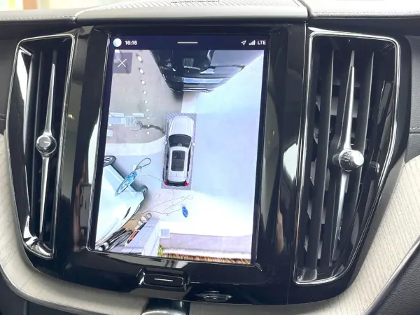 2022 Volvo Xc60 — photo 8 | Tuminion Kenya