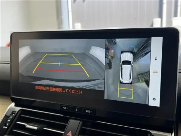 2025 Toyota Landrcuiser 300 — photo 3 | Tuminion Kenya