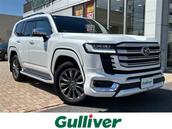 Toyota Land Cruiser 300 3.5 ZX 4WD Black Leather SR Rear Entertainment (White Pearl)