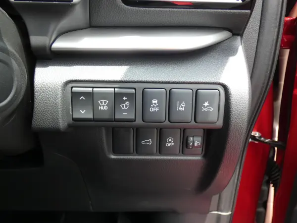 2025 Mitsubishi Eclipse Cross — photo 7 | Tuminion Kenya