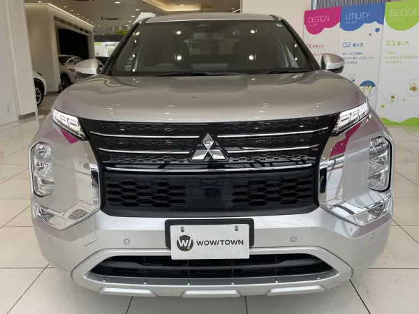 2022 Mitsubishi Outlander — photo 9 | Tuminion Kenya