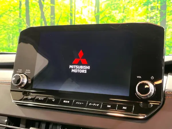 2023 Mitsubishi Outlander — photo 3 | Tuminion Kenya