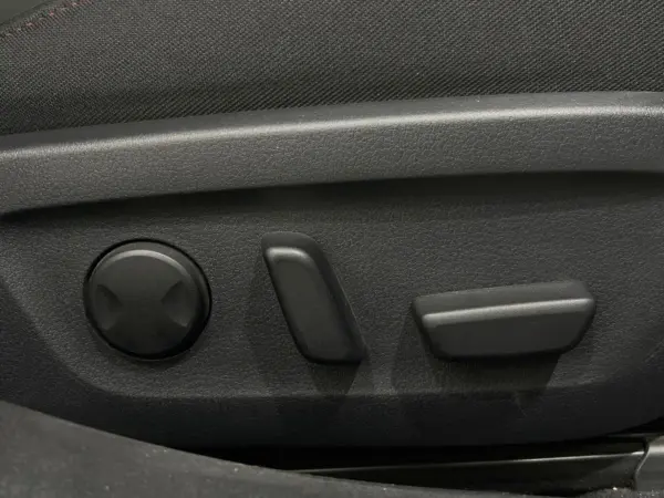 2022 Mazda 3 Fastback — photo 7 | Tuminion Kenya