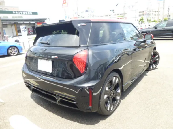 2025 Mini Cooper — photo 2 | Tuminion Kenya