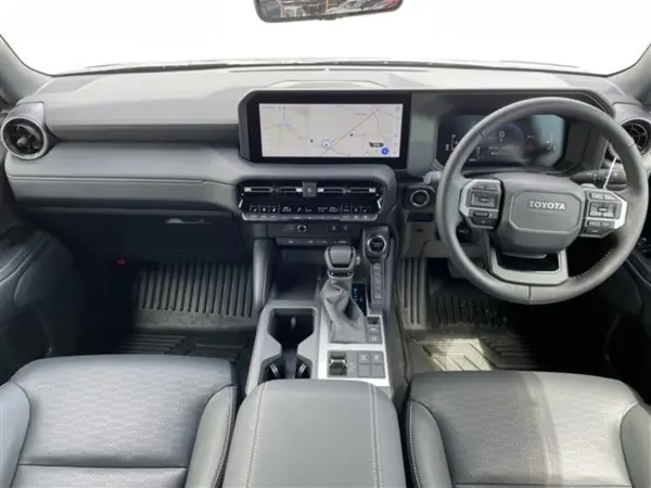 2025 Land Cruiser 250 — photo 2 | Tuminion Kenya