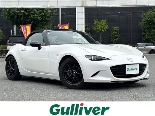 2018 Mazda Roadster — photo 1