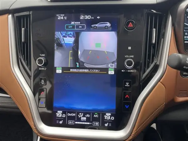2022 Subaru Legacy Outback — photo 7 | Tuminion Kenya