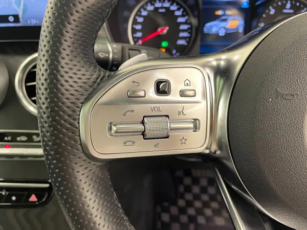2022 Mercedes-benz Glc — photo 7 | Tuminion Kenya
