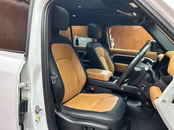 2023 Landrover Defender — photo 7 | Tuminion Kenya