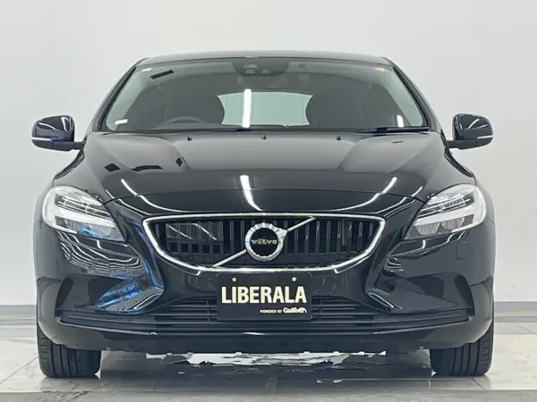 2019 Volvo V40 — photo 8 | Tuminion Kenya