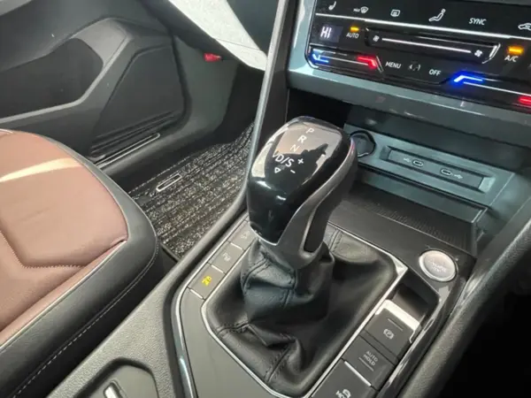 2021 Volkswagen Tiguan — photo 8 | Tuminion Kenya