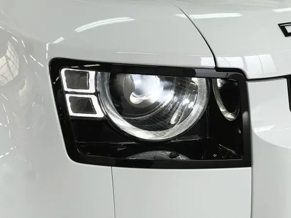 2022 Landrover Defender — photo 9 | Tuminion Kenya