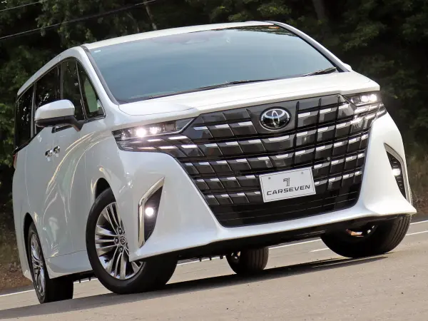 2023 Toyota Alphard — photo 8 | Tuminion Kenya