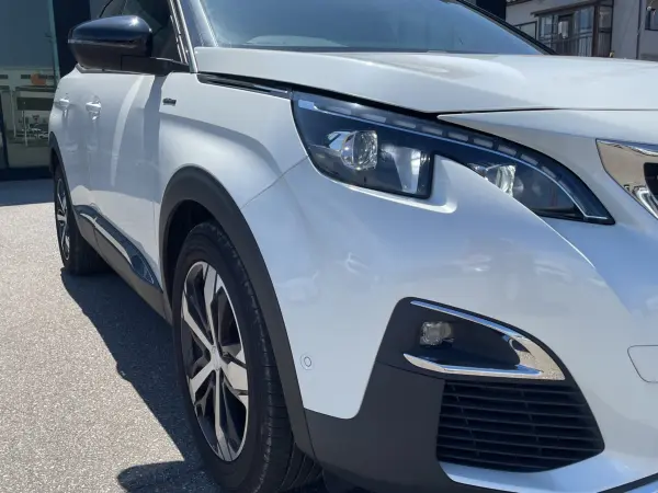 2021 Peugeot 3008 — photo 3 | Tuminion Kenya