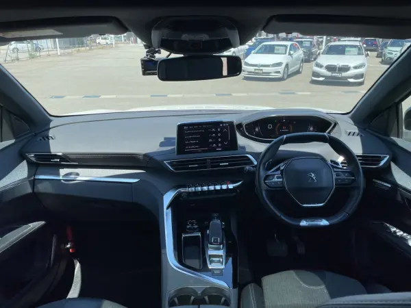 2021 Peugeot 3008 — photo 8 | Tuminion Kenya