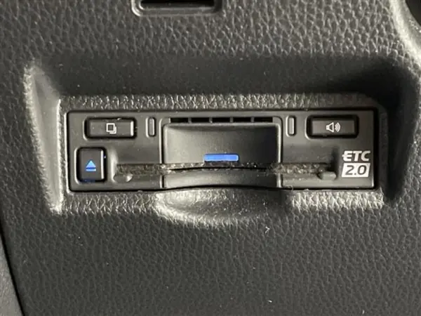 2022 Toyota Noah — photo 7 | Tuminion Kenya