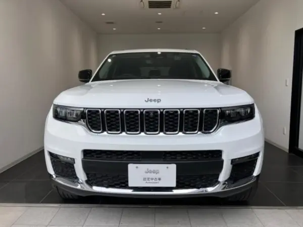 2023 Jeep Grand Cherokee — photo 2 | Tuminion Kenya