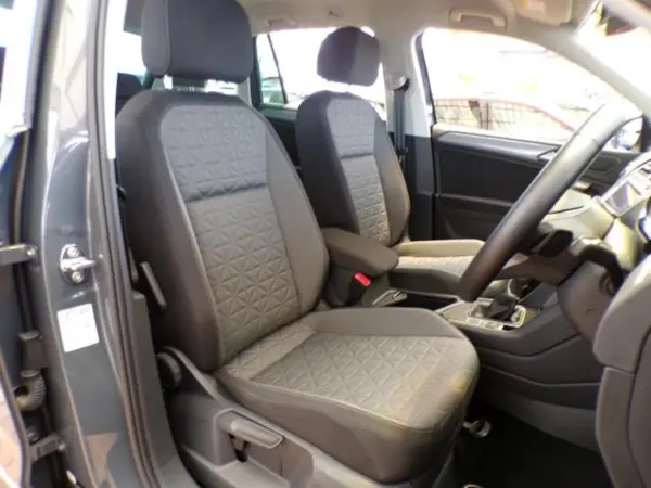 2022 Volkswagen Tiguan — photo 8 | Tuminion Kenya