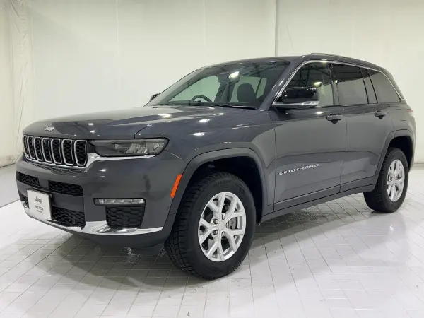 2023 Jeep Grand Cherokee — photo 8 | Tuminion Kenya