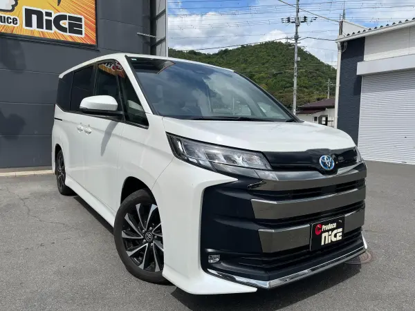 2024 Toyota Noah — photo 3 | Tuminion Kenya