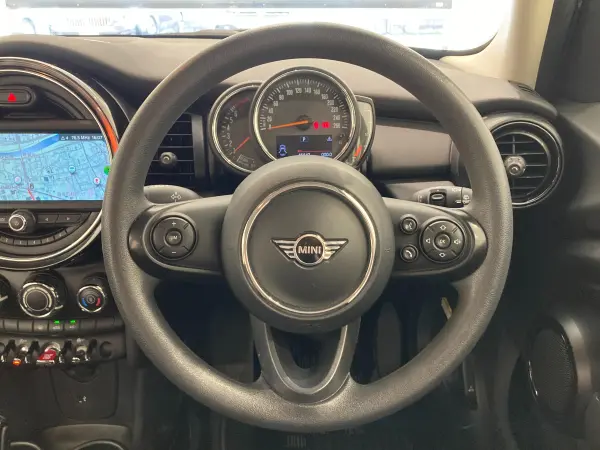 2019 Mini Cooper — photo 2 | Tuminion Kenya