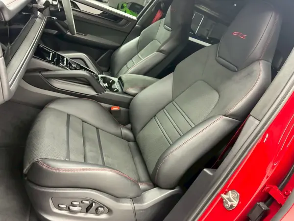 2024 Porsche Cayenne — photo 7 | Tuminion Kenya