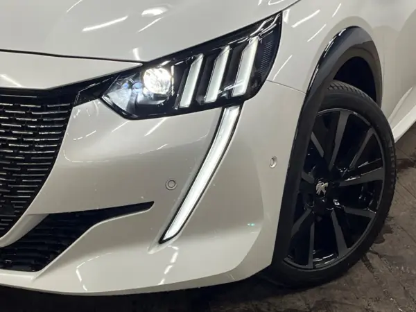 2022 Peugeot 208 — photo 8 | Tuminion Kenya