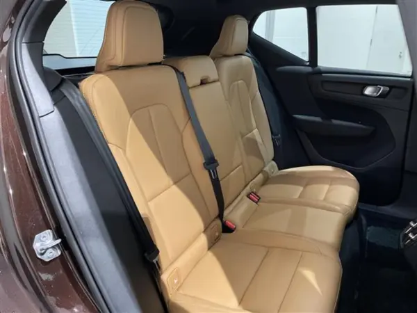 2020 Volvo Xc40 — photo 7 | Tuminion Kenya