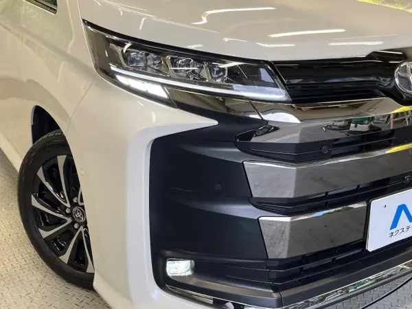 2025 Toyota Noah — photo 8 | Tuminion Kenya
