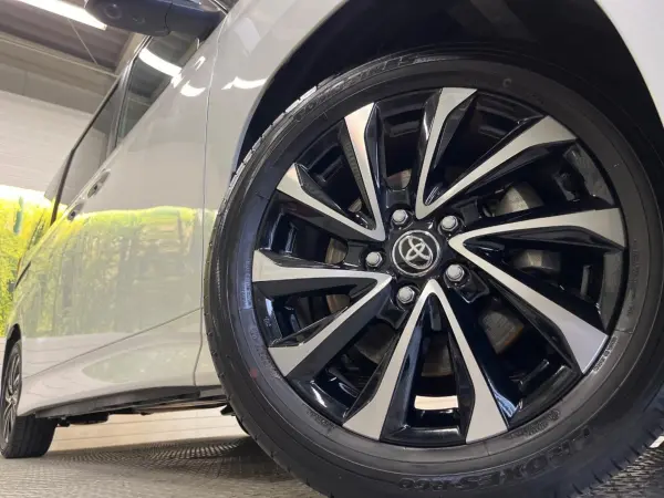 2025 Toyota Noah — photo 9 | Tuminion Kenya