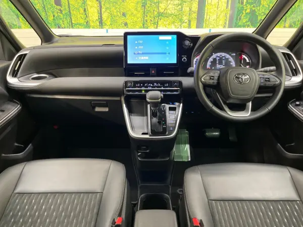 2025 Toyota Noah — photo 2 | Tuminion Kenya