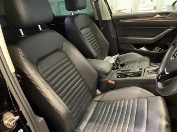 2018 Volkswagen Passat — photo 2 | Tuminion Kenya