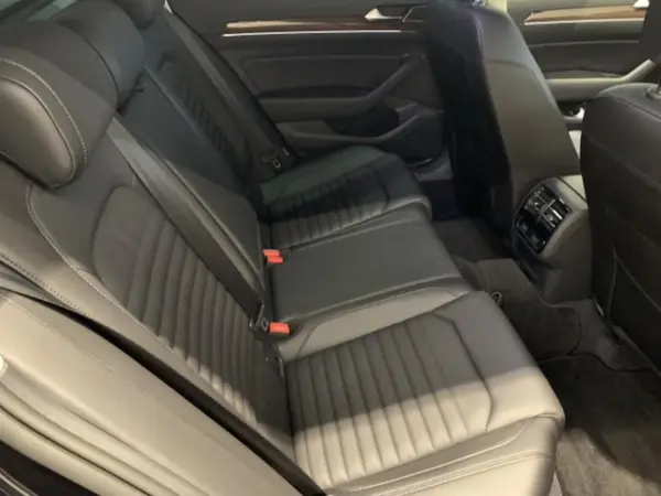 2018 Volkswagen Passat — photo 8 | Tuminion Kenya