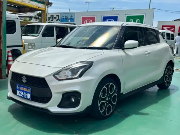 2021 Suzuki Swift — photo 2 | Tuminion Kenya