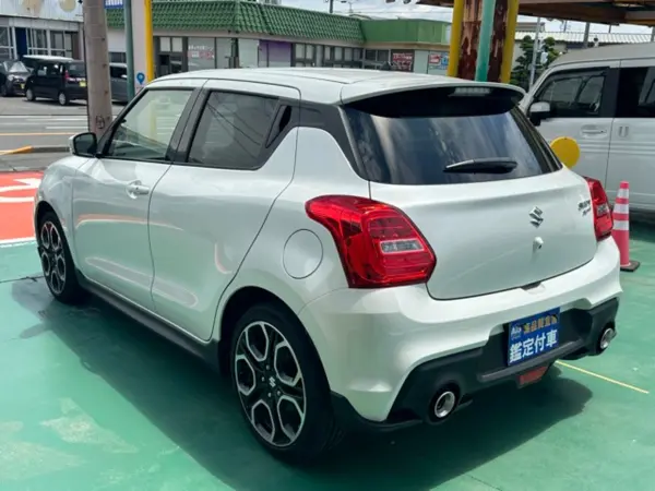 2021 Suzuki Swift — photo 3 | Tuminion Kenya
