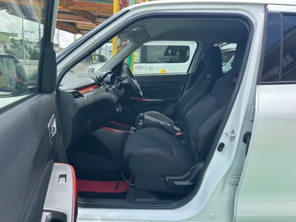 2021 Suzuki Swift — photo 7 | Tuminion Kenya