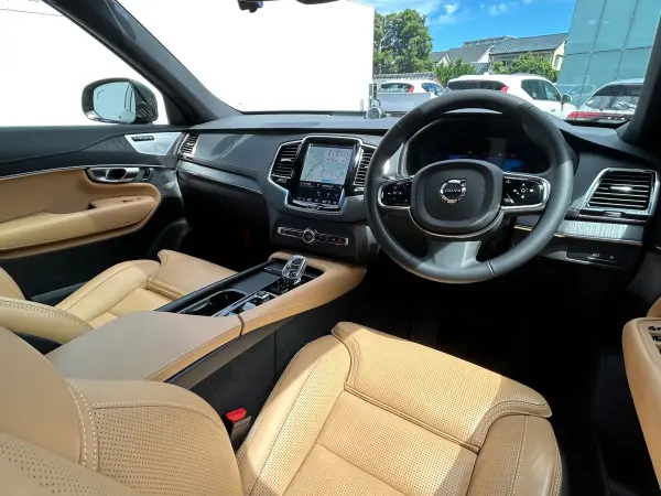 2024 Volvo Xc90 — photo 8 | Tuminion Kenya