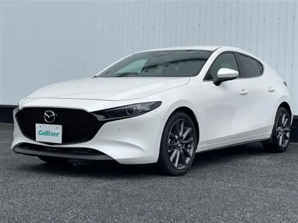 2024 Mazda 3 Fastback — photo 8 | Tuminion Kenya