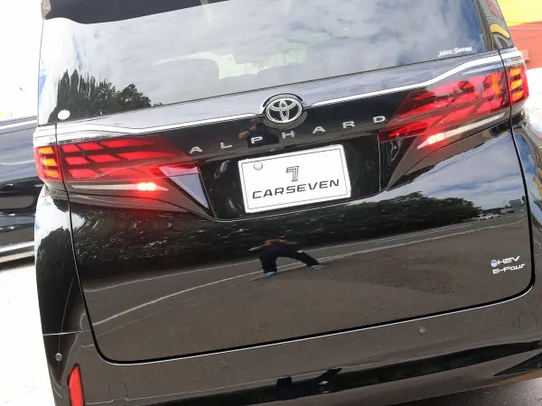 2025 Toyota Alphard — photo 3 | Tuminion Kenya