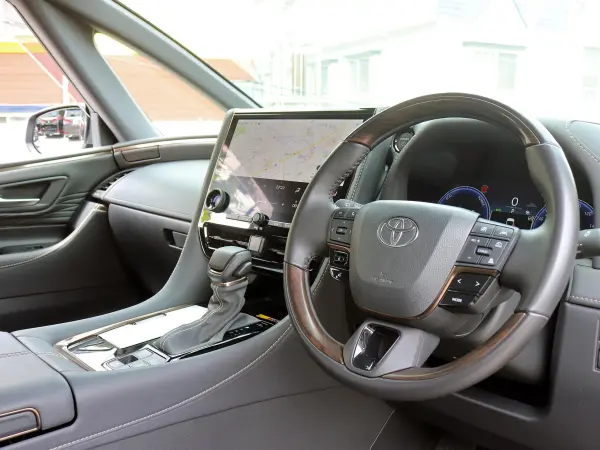 2025 Toyota Alphard — photo 7 | Tuminion Kenya