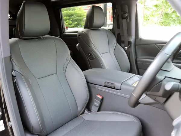 2025 Toyota Alphard — photo 8 | Tuminion Kenya