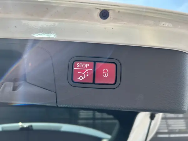2021 Mercedes-benz Glc — photo 8 | Tuminion Kenya