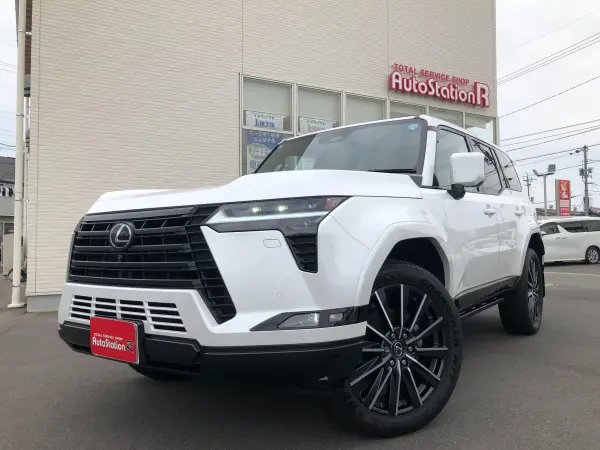 2025 Lexus Gx — photo 1