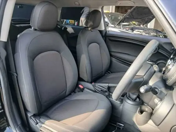 2018 Mini Cooper — photo 7 | Tuminion Kenya