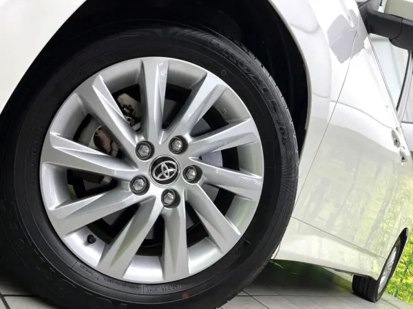 2024 Toyota Noah — photo 9 | Tuminion Kenya