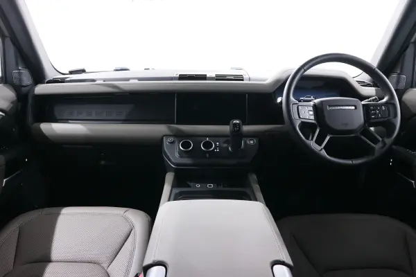 2024 Landrover Defender — photo 7 | Tuminion Kenya