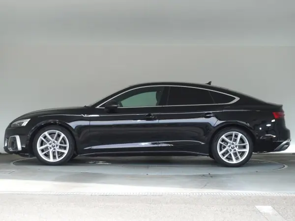2022 Audi A5 Sportback — photo 3 | Tuminion Kenya