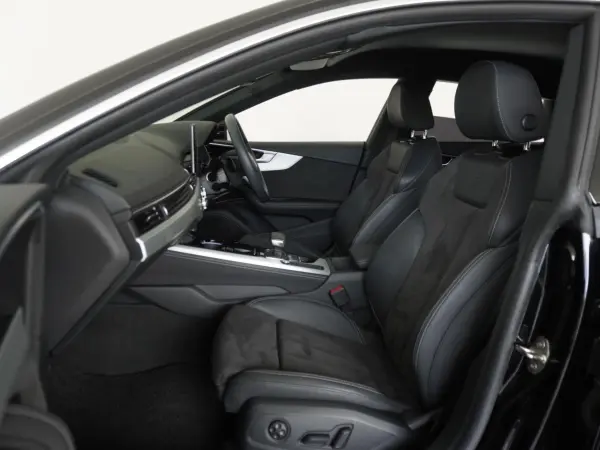 2022 Audi A5 Sportback — photo 8 | Tuminion Kenya