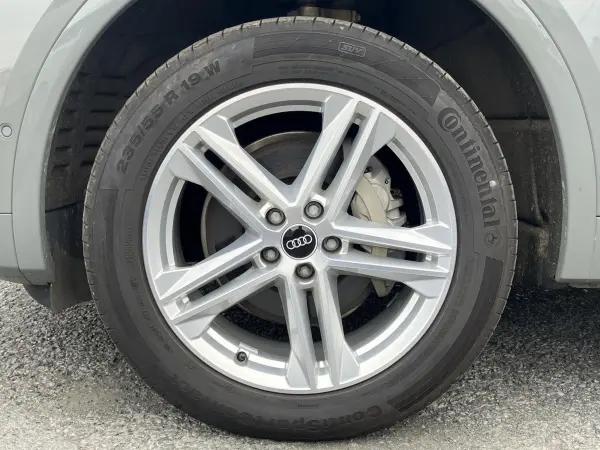 2021 Audi Q5 — photo 9 | Tuminion Kenya