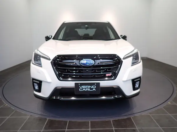 2022 Subaru Forester — photo 3 | Tuminion Kenya